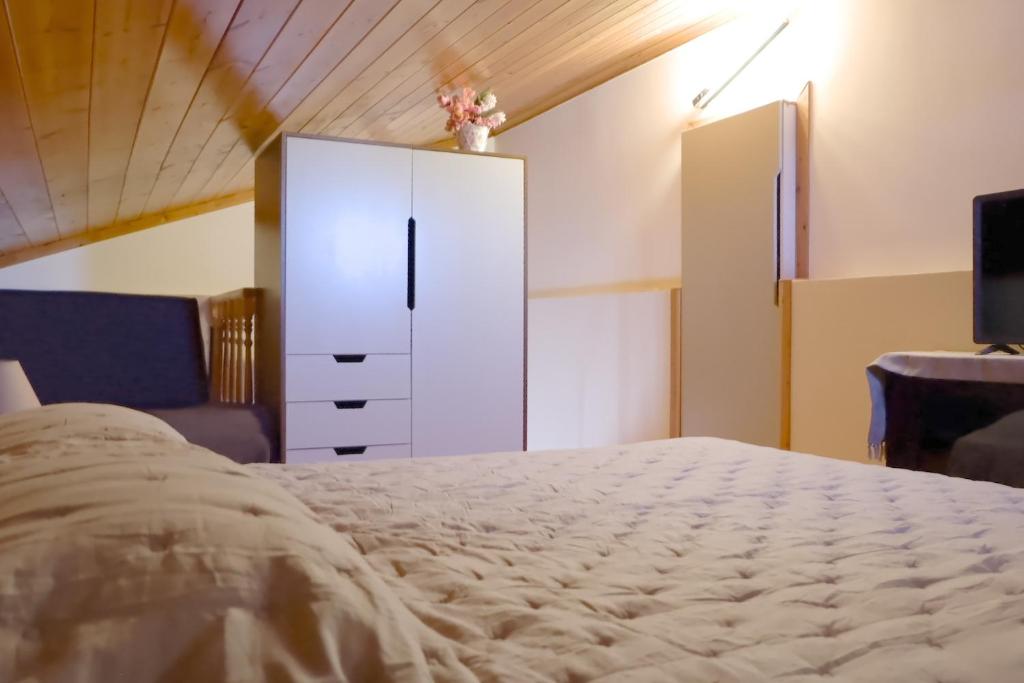 Postel nebo postele na pokoji v ubytování Aeneo Studio 2