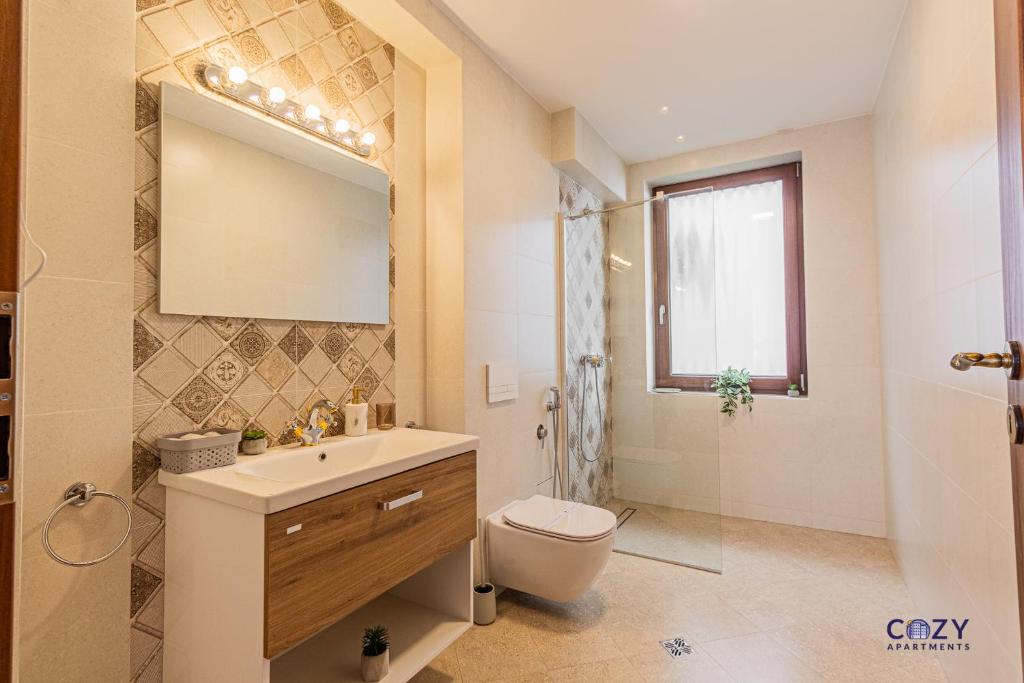 Cozy Brand New Boutique ApartHotel Brasov - Resim 18