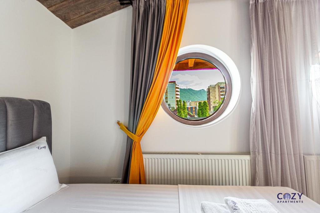 Cozy Brand New Boutique ApartHotel Brasov - Resim 10