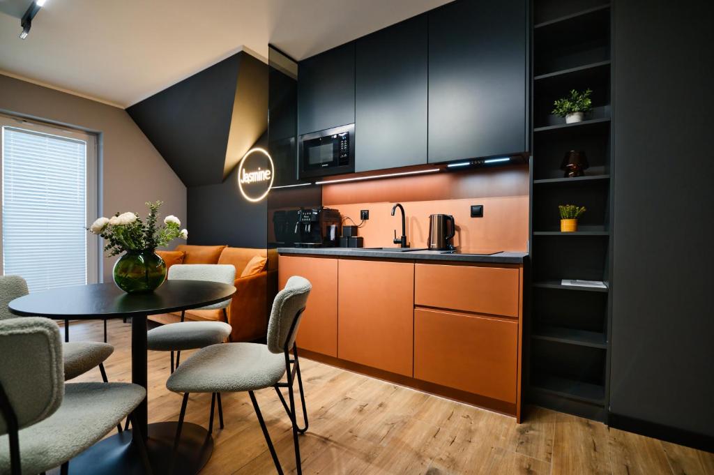 Jasmine by Housine - 3