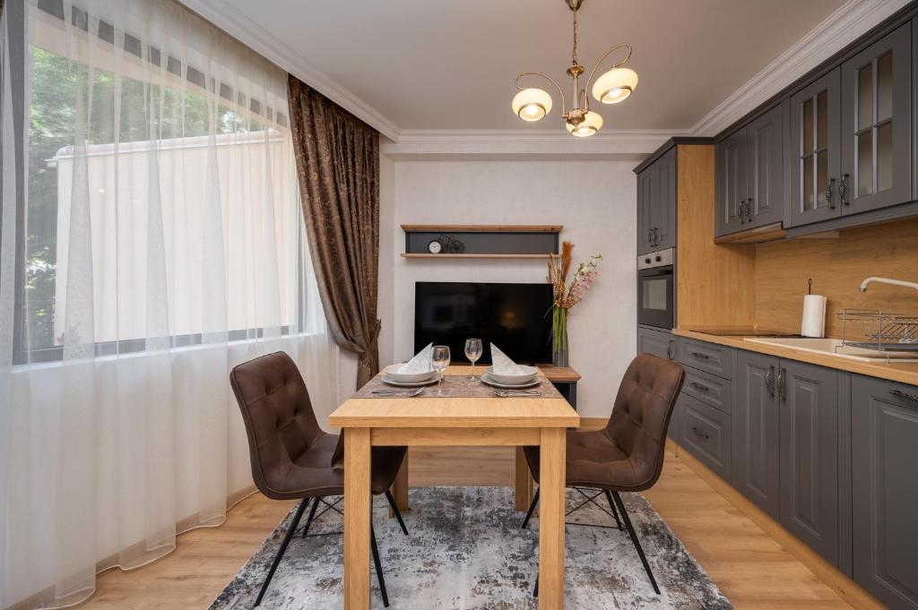 Prestige Central Apartments - Studio Apartment