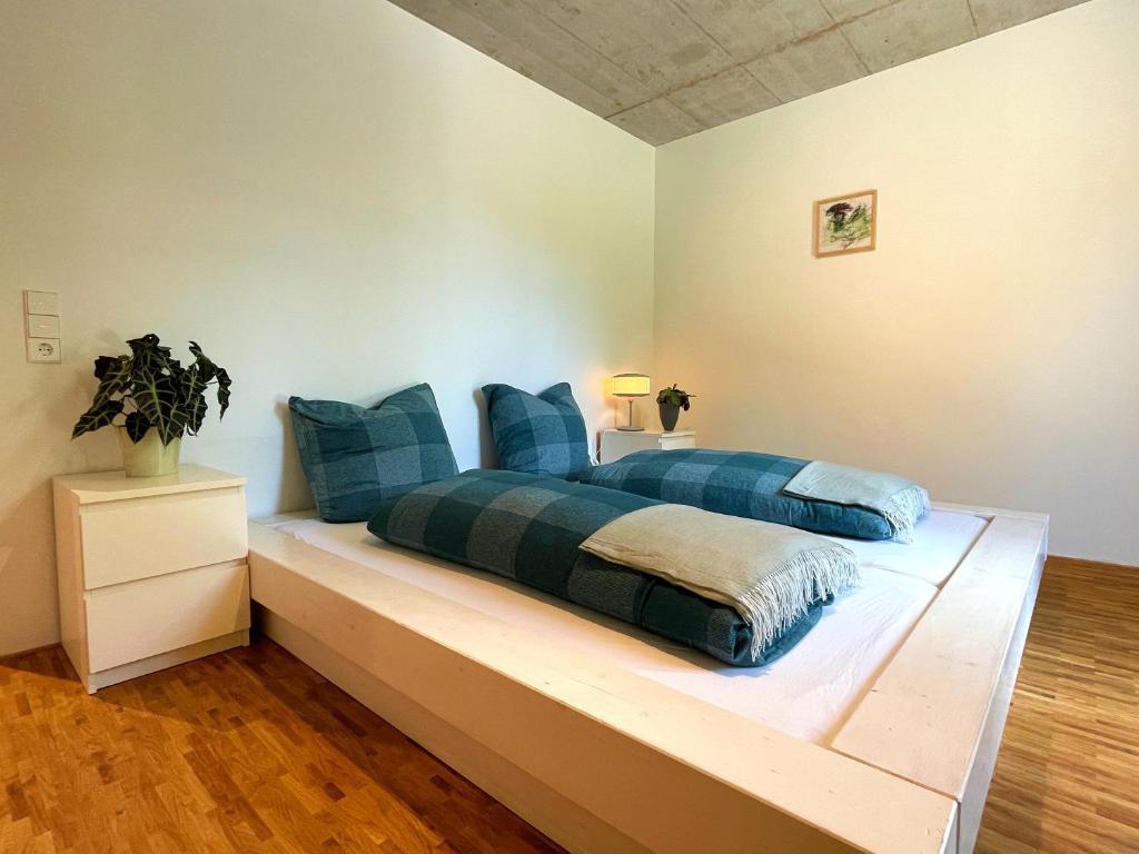 Postel nebo postele na pokoji v ubytování Ferienwohnung Grüner Ausblick