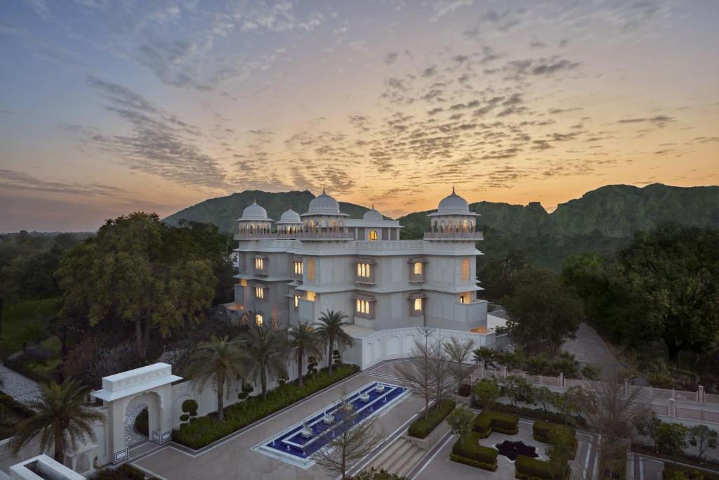 an aerial view of a building with a sunset at Mementos by ITC Hotels Jaipur in Jaipur