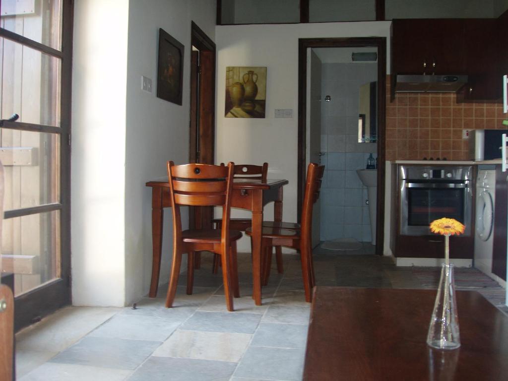 Kuchyň nebo kuchyňský kout v ubytování Vrakas House