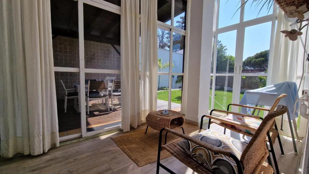 Posedenie v ubytovaní Sunny villa with private pool in Chiclana de la Frontera