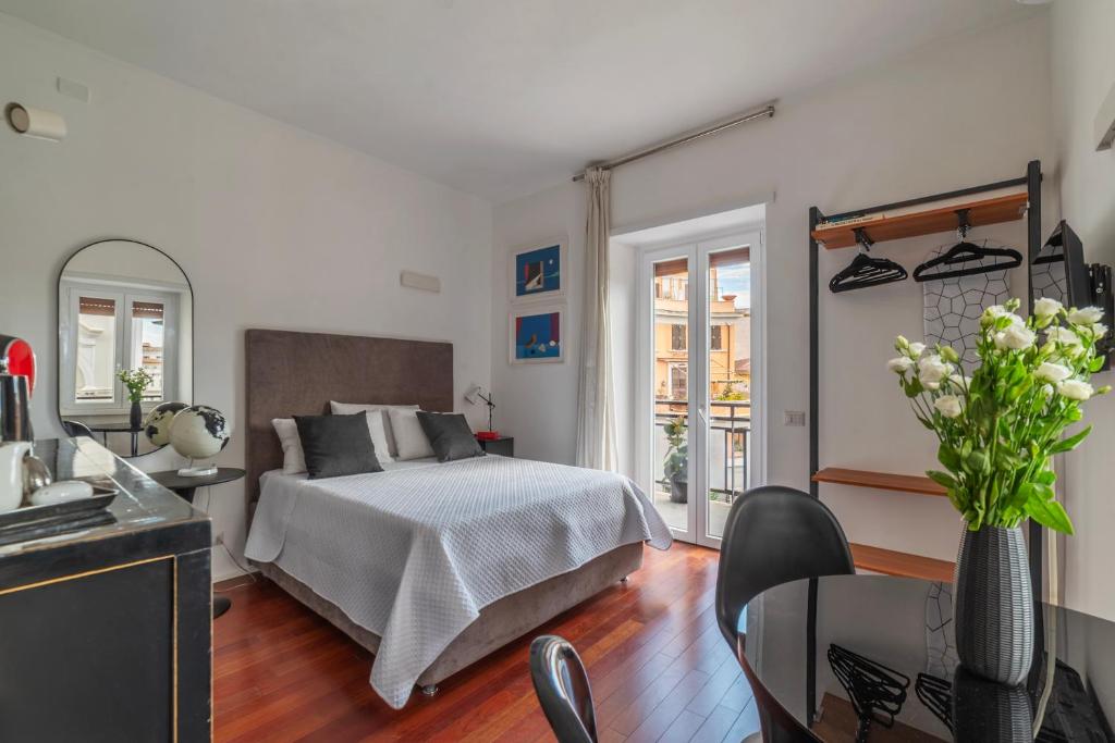 Vittorio Emanuele The Heart Apartment - Studio With Balcony