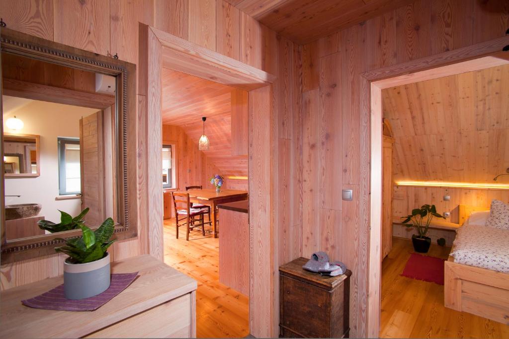 Posezení v ubytování Juvanova hiša - Apartments and Rooms
