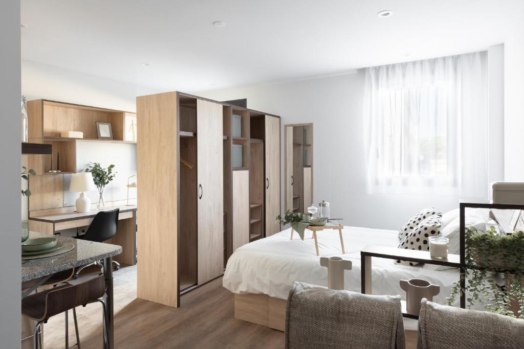 Stephouse Pozuelo Europa - Resim 10