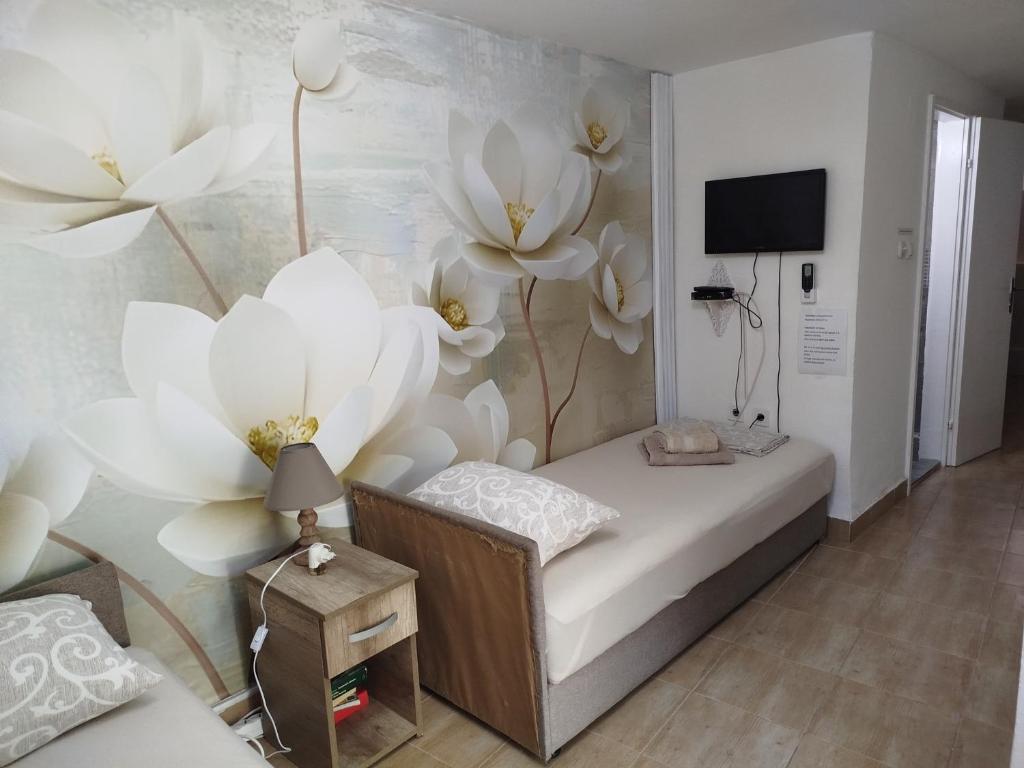 Vicky Apartments - 8