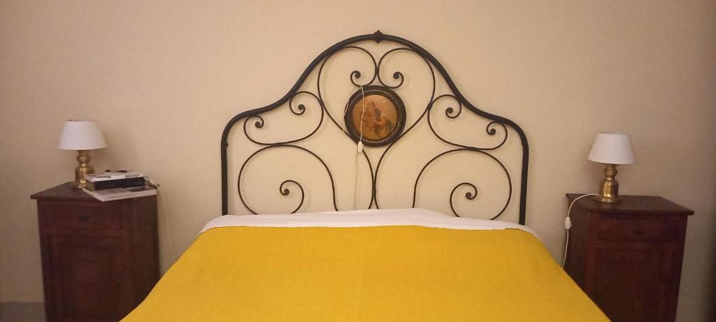 Posteľ alebo postele v izbe v ubytovaní Albergo del Ponte