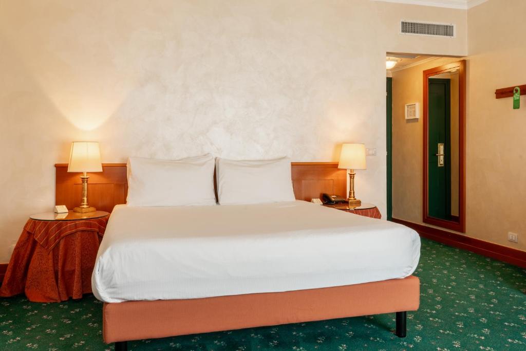 Golf Hotel Cavaglià - Habitación Superior Con Cama King