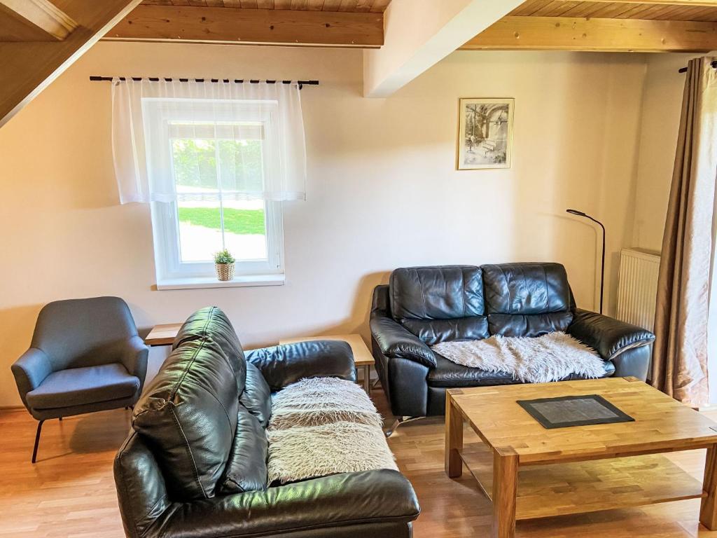 Posezení v ubytování Holiday Home Holiday Hill 29 by Interhome