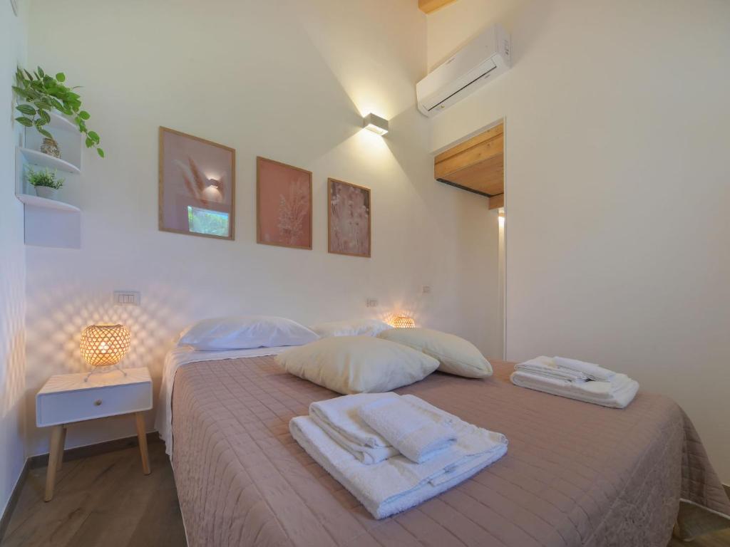 Postel nebo postele na pokoji v ubytování Chalet La Spiaggia by Interhome
