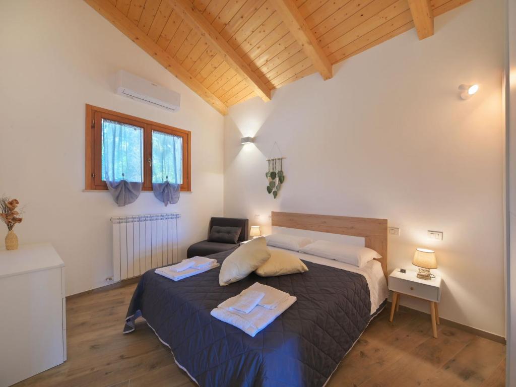 Postel nebo postele na pokoji v ubytování Chalet La Spiaggia by Interhome