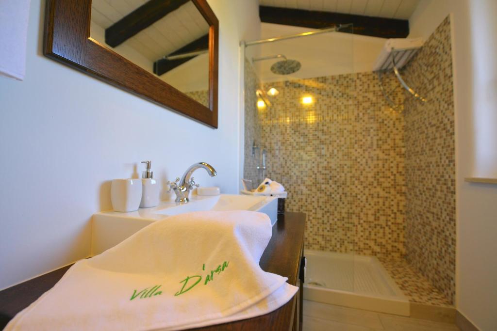 Kúpeľňa v ubytovaní Villa D'Arsa