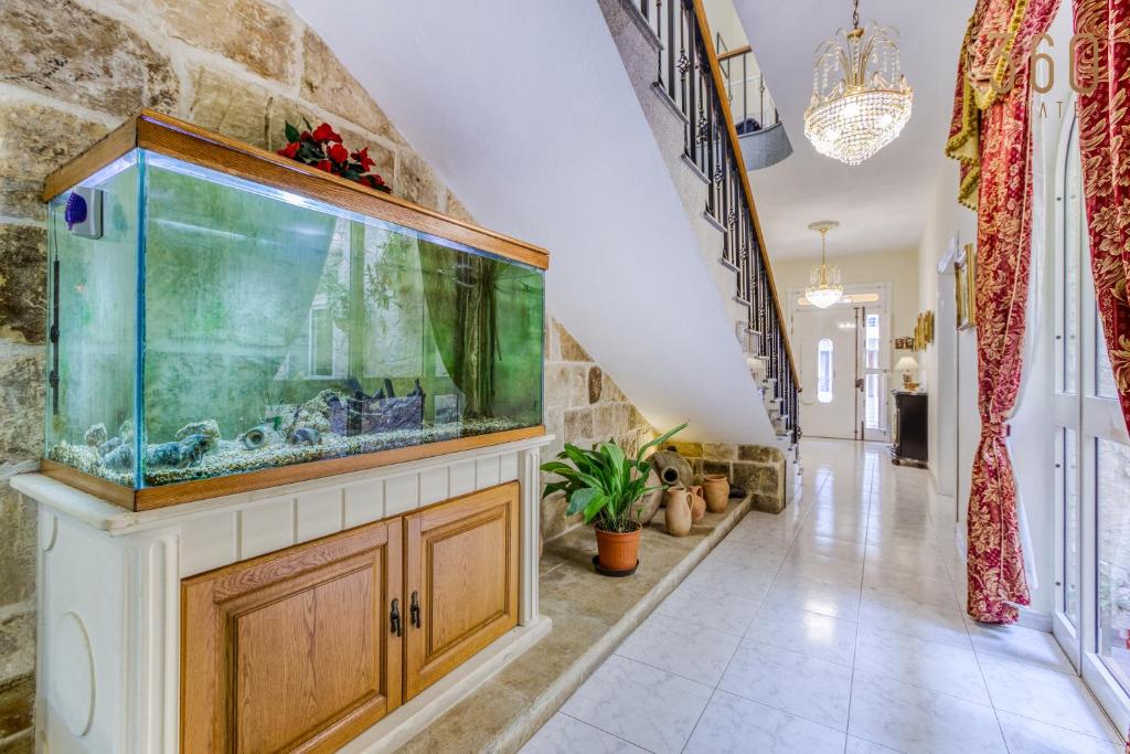 Foto sihtkohas Marsaskala asuva majutusasutuse Spacious 4BR Terraced House with Rooftop Access by 360 Estates galeriist