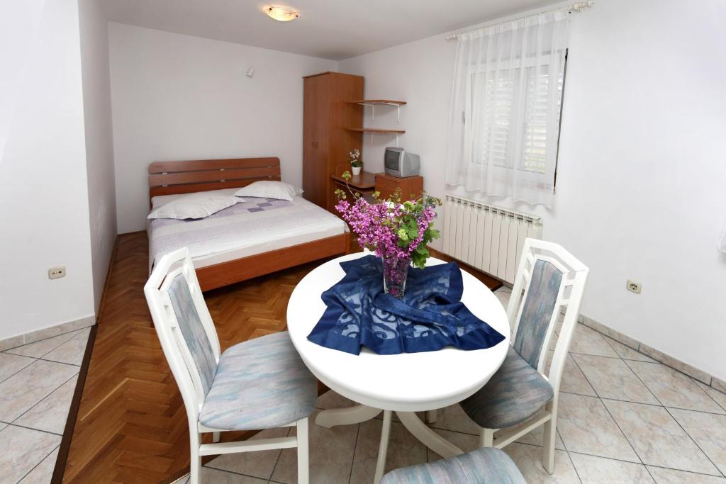 Apartments in Beautiful Split - Квартира с одной спальней