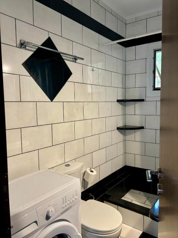 Kúpeľňa v ubytovaní -Tsiakos Apartment- in Vryses
