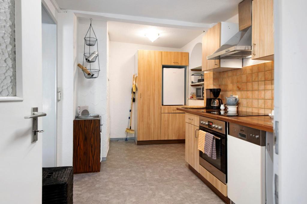 Kuchyň nebo kuchyňský kout v ubytování Haus Elfriede