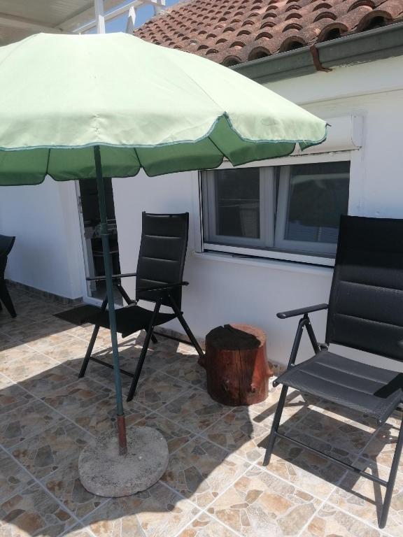 Balkón nebo terasa v ubytování Apartman Kosta