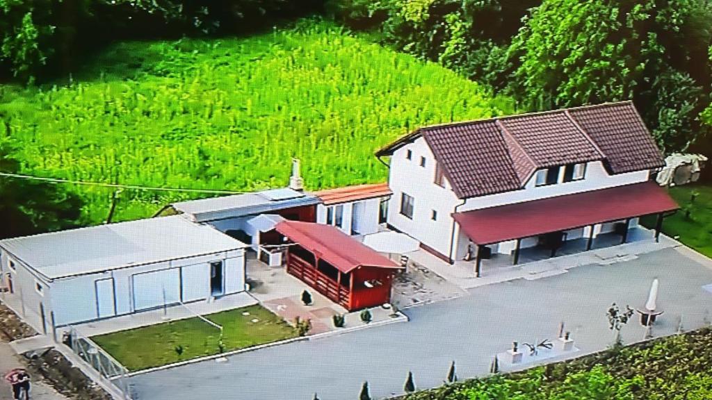 Budova, kde se ubytování v soukromí nachází