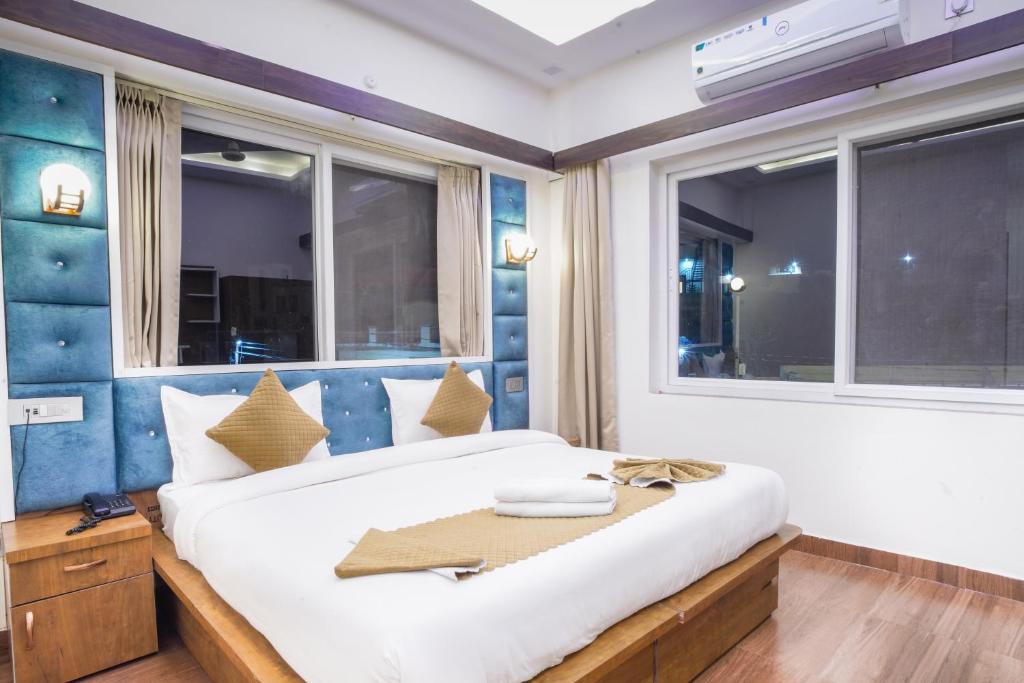 Hotel Sun Shine - Housity