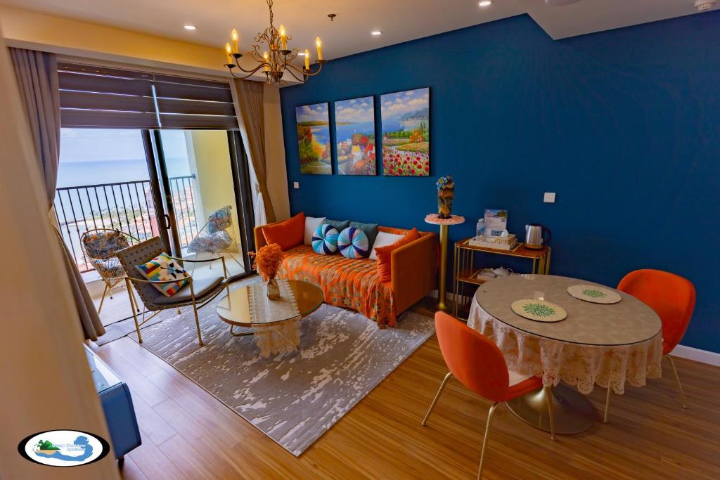 Oscar Seaview Apartment - 18