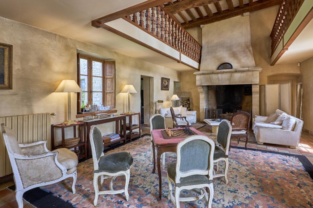 Posezení v ubytování MANOIR du QUESNAY