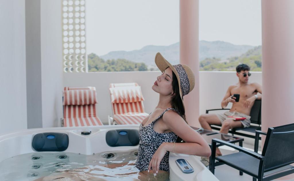 The Palms Concept Hotel Adults Only 16 Plus - 16