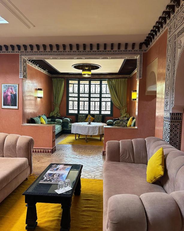 Posezení v ubytování Palais Riad Berbère