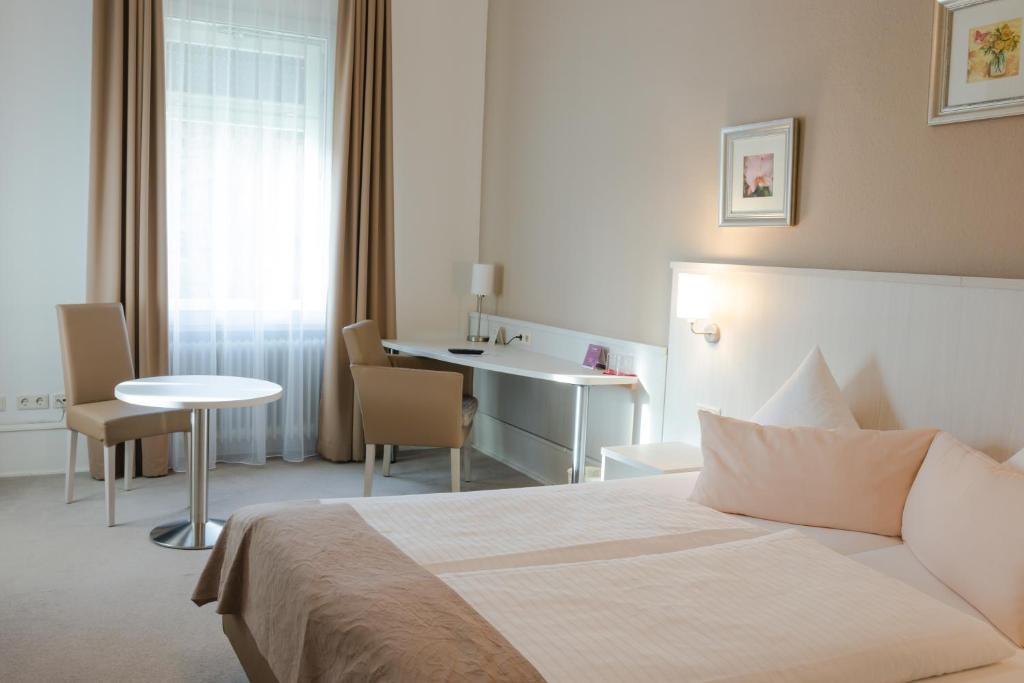 Hotel Luise - Chambre Double - Accès Personnes Handicapées