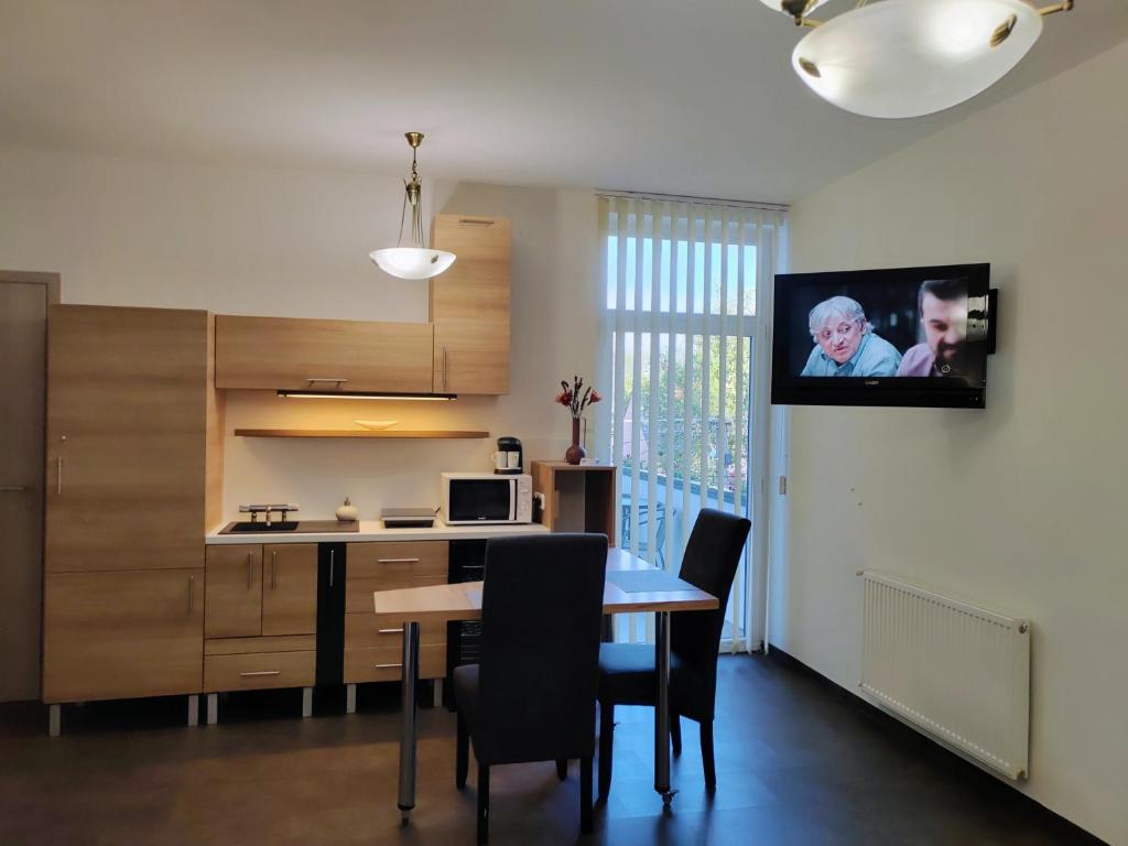 Hévíz,Dr Strecker Villa - Suite With Garden View