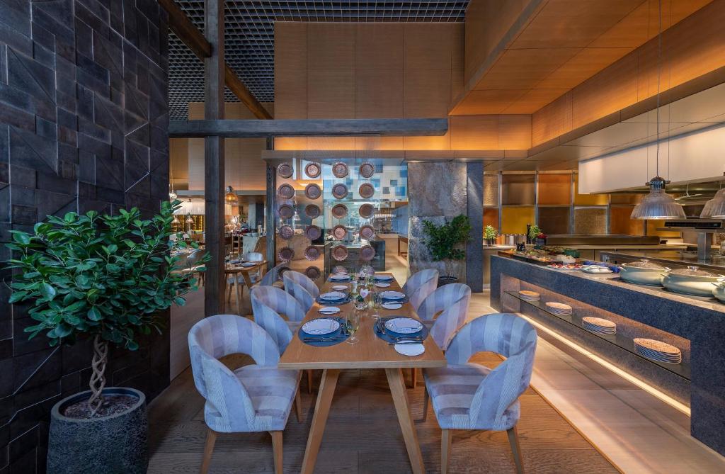 Restaurace v ubytování Mandarin Oriental Al Faisaliah, Riyadh