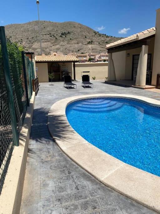Bazén v ubytování Luxury Villa In los Baños de Fortuna With Private Pool nebo v jeho okolí