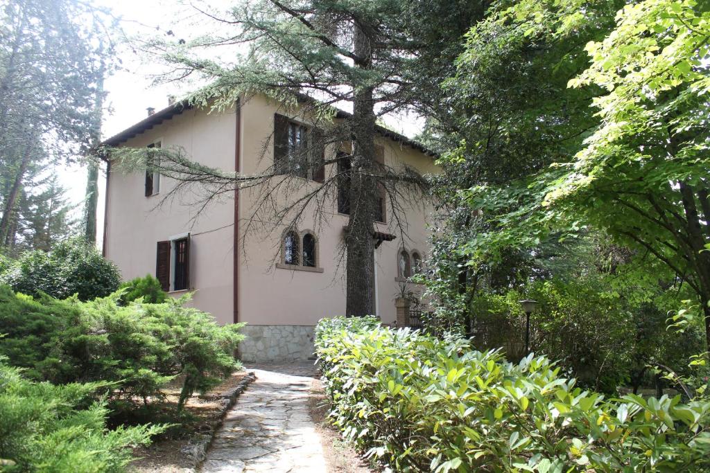 Villa Orio Lake Piediluco - Villa De Tres Habitaciones