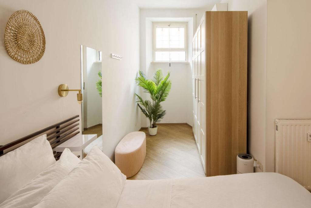 Vatican Museums Apartment - Rome City Centre