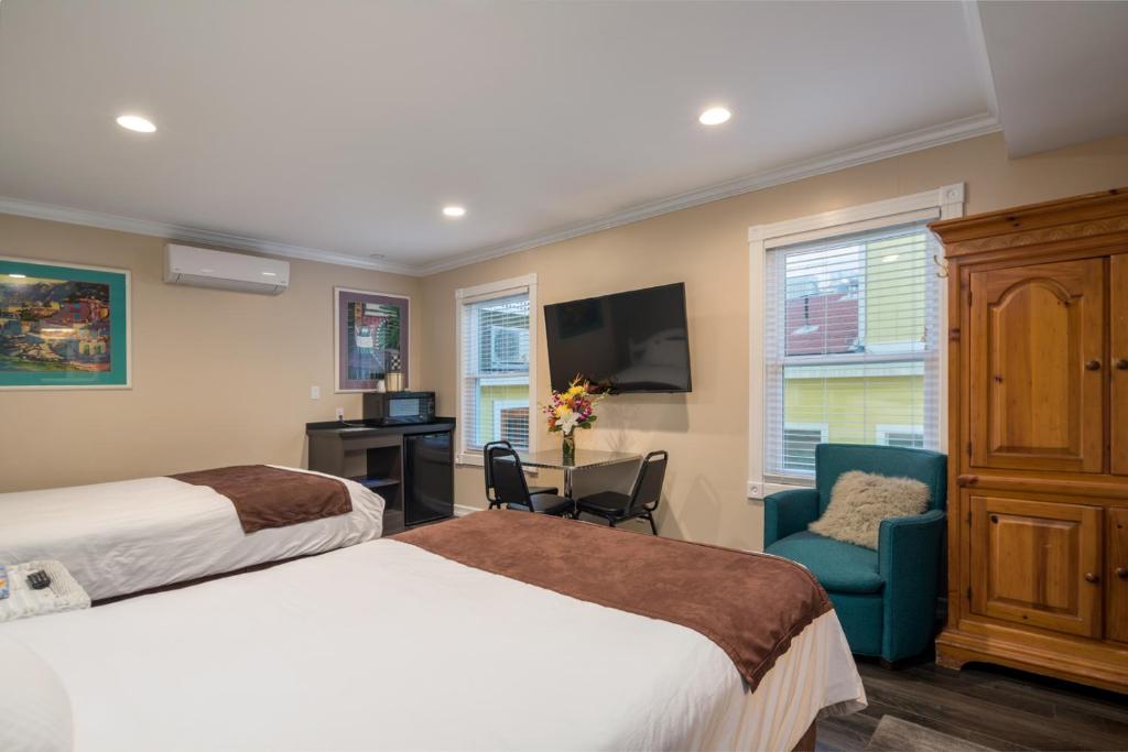 Glenmore Plaza Hotel photo