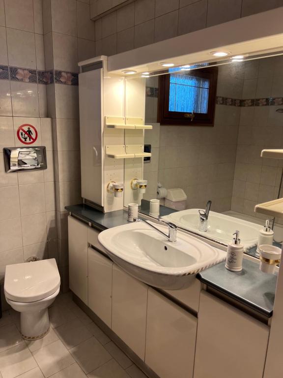 Koupelna v ubytování El Paraiso Premium