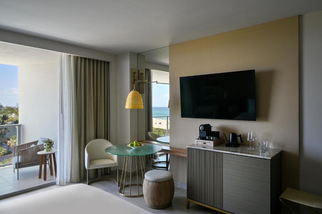 Hotel photo 42