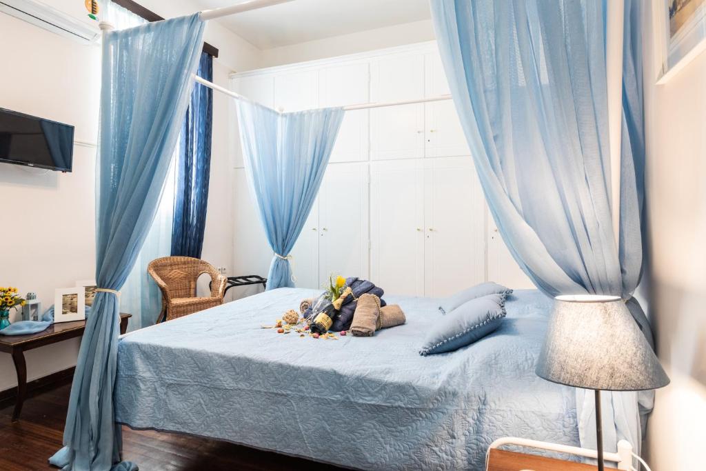 Postel nebo postele na pokoji v ubytování Alegria simple economy rooms