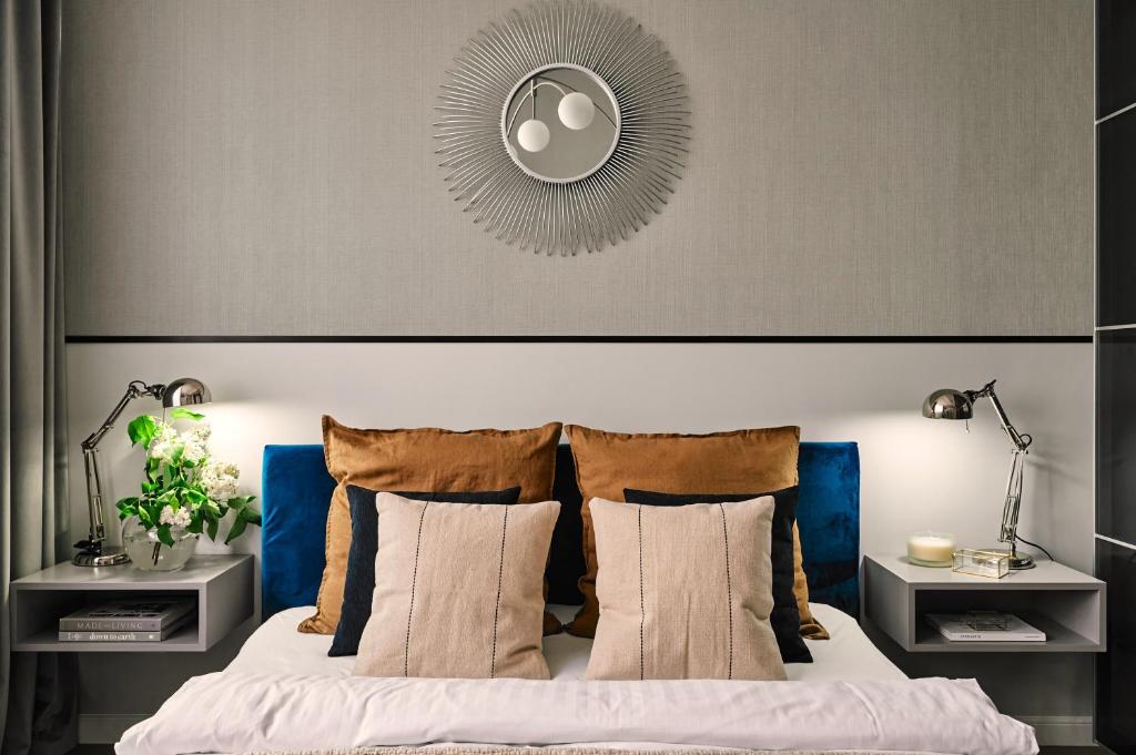 Posteľ alebo postele v izbe v ubytovaní Wielopole17 Max Apartment with AC