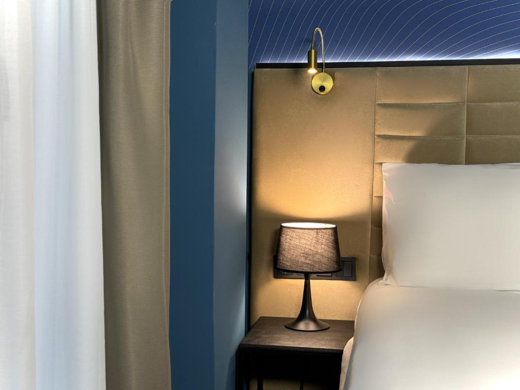 Tbilisi Edition - Design Hotel & Private Spa - 1 م أ ع م م 1 م ع م م م م