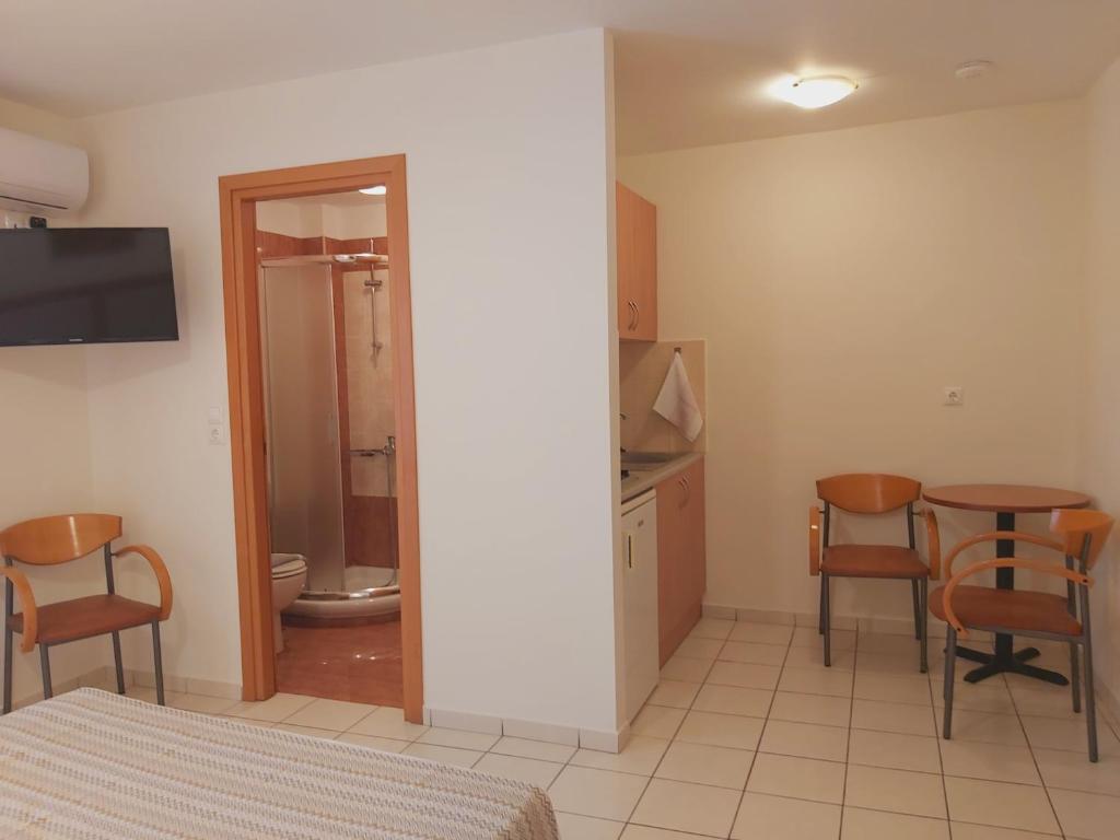 Evagellina Studios - 4