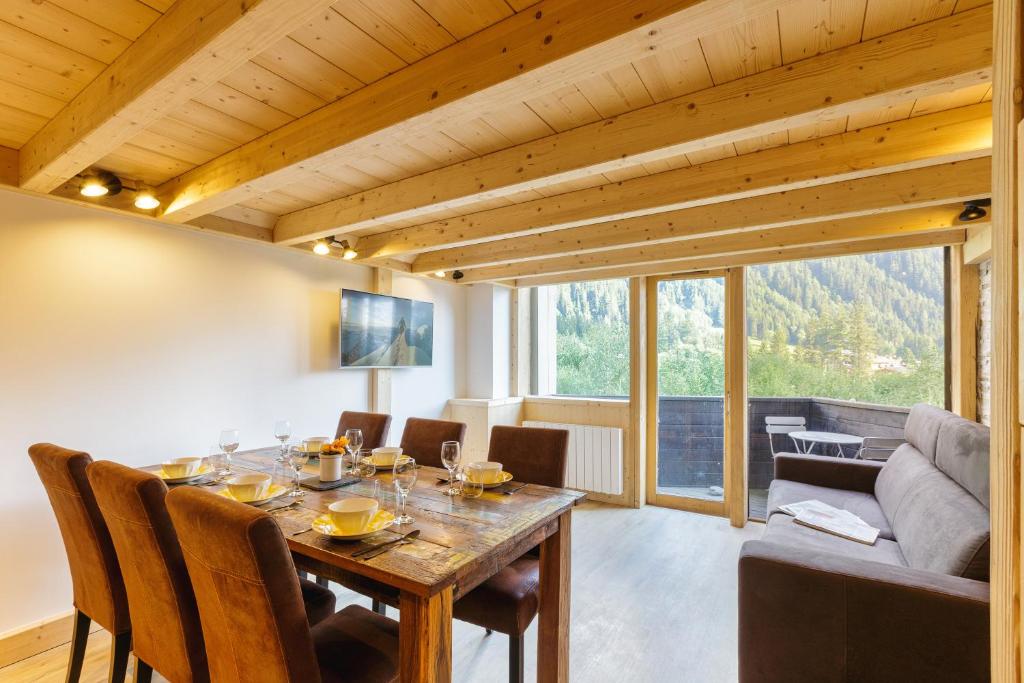 Televízia a/alebo spoločenská miestnosť v ubytovaní Résidence Grand Roc - Ancolies 216 - Happy Rentals