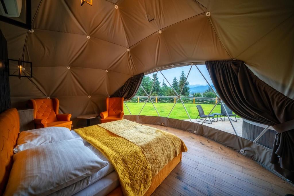 Diamond Glamp & Jacuzzi - 8