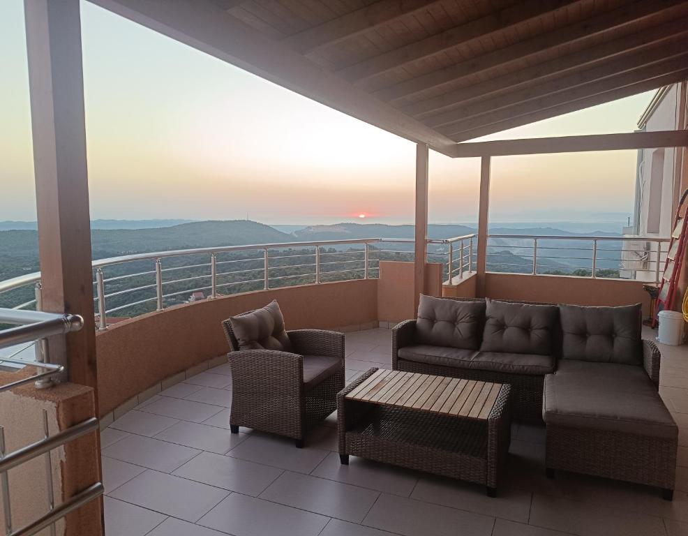 Panoramic Krujë Escape BAMI