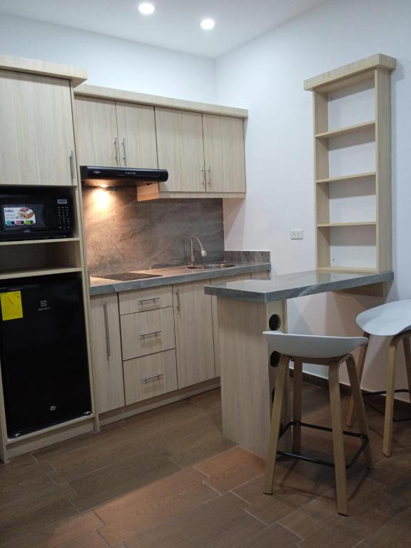 Suites+Arte - Deluxe King Suite