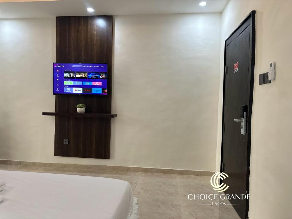 TV a/nebo společenská místnost v ubytování Choice Grande Lagos