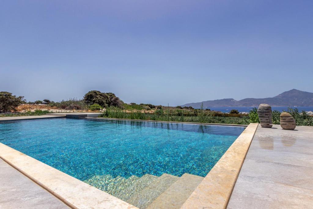 Photo from Obsidian Suites Milos in Mytakas, Milos, Greece