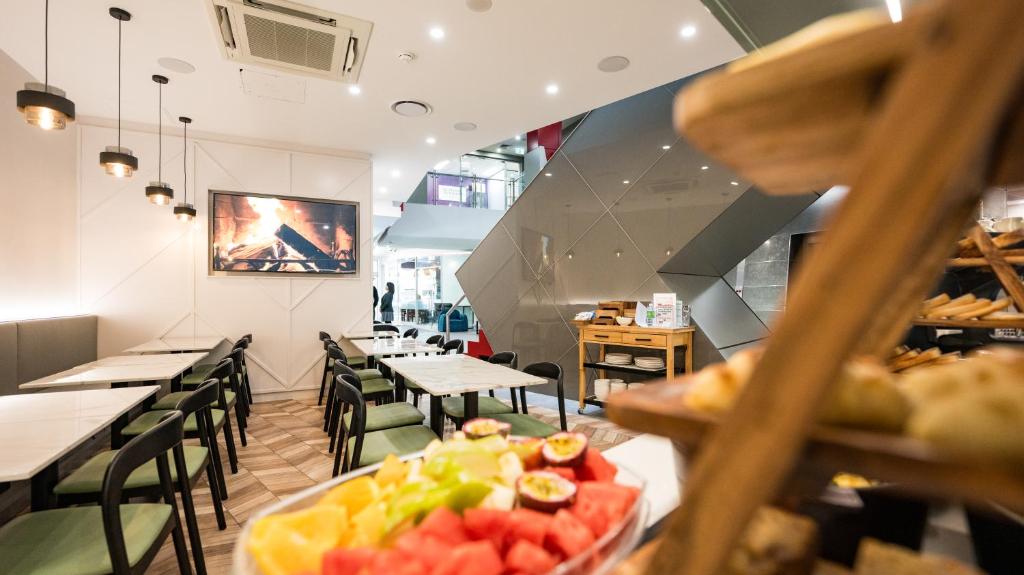 Holiday Inn & Suites Sydney Bondi Junction by IHG - Resim 11